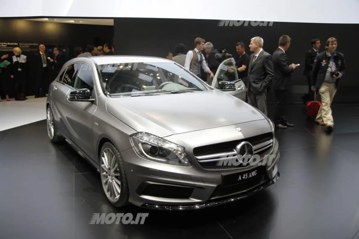 Mercedes-Benz al Salone di Ginevra 2013 (32)