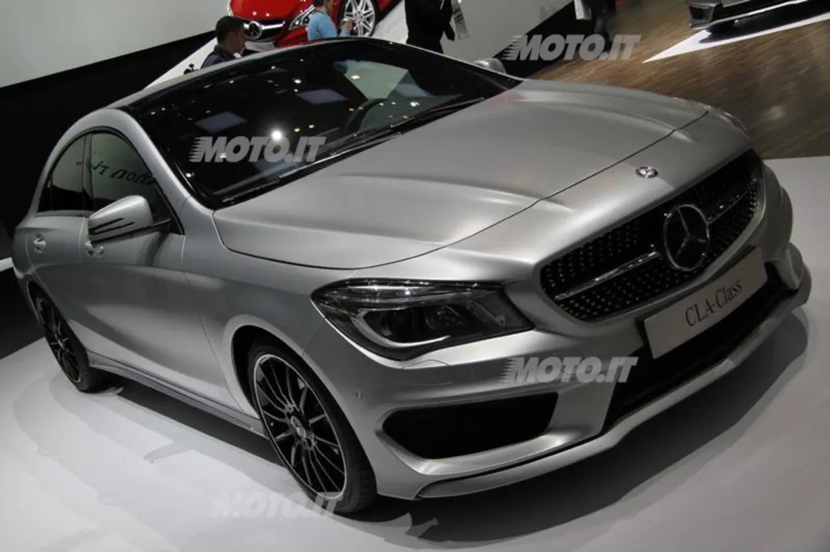 Mercedes-Benz al Salone di Ginevra 2013 (33)