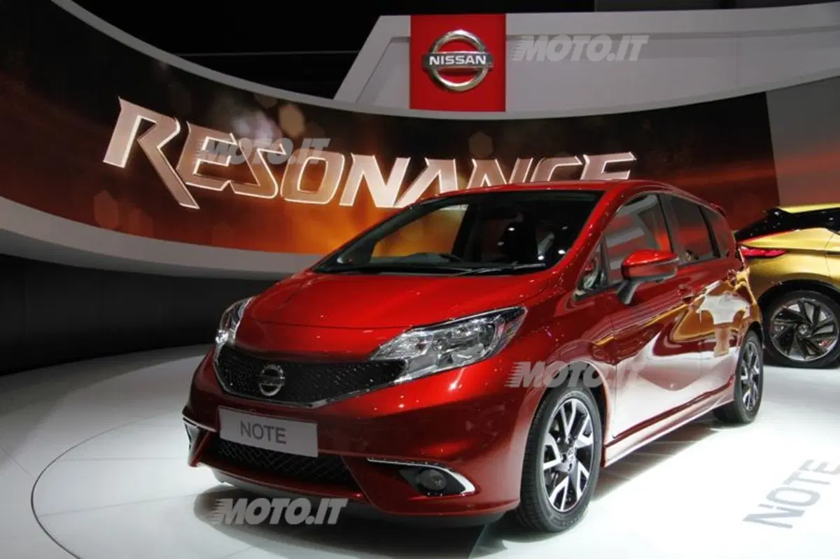 Nissan al Salone di Ginevra 2013 (3)
