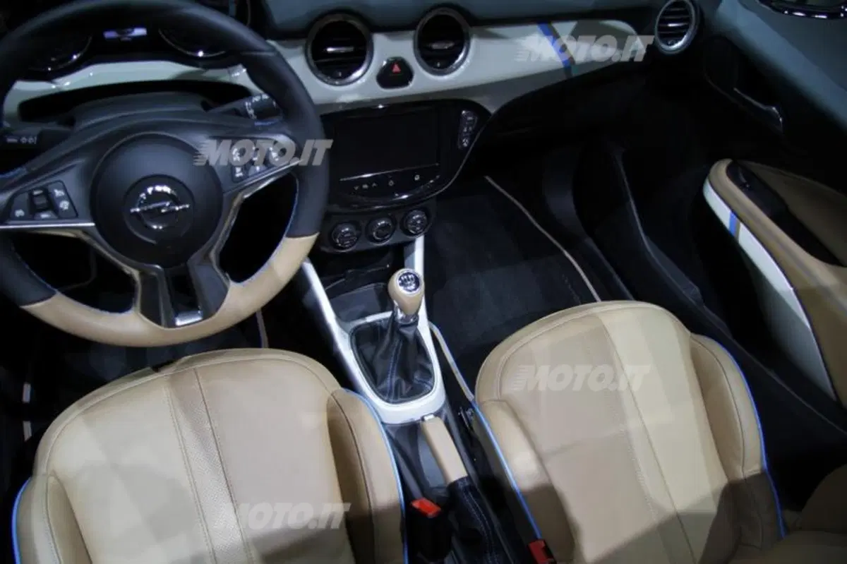 Opel al Salone di Ginevra 2013 (11)