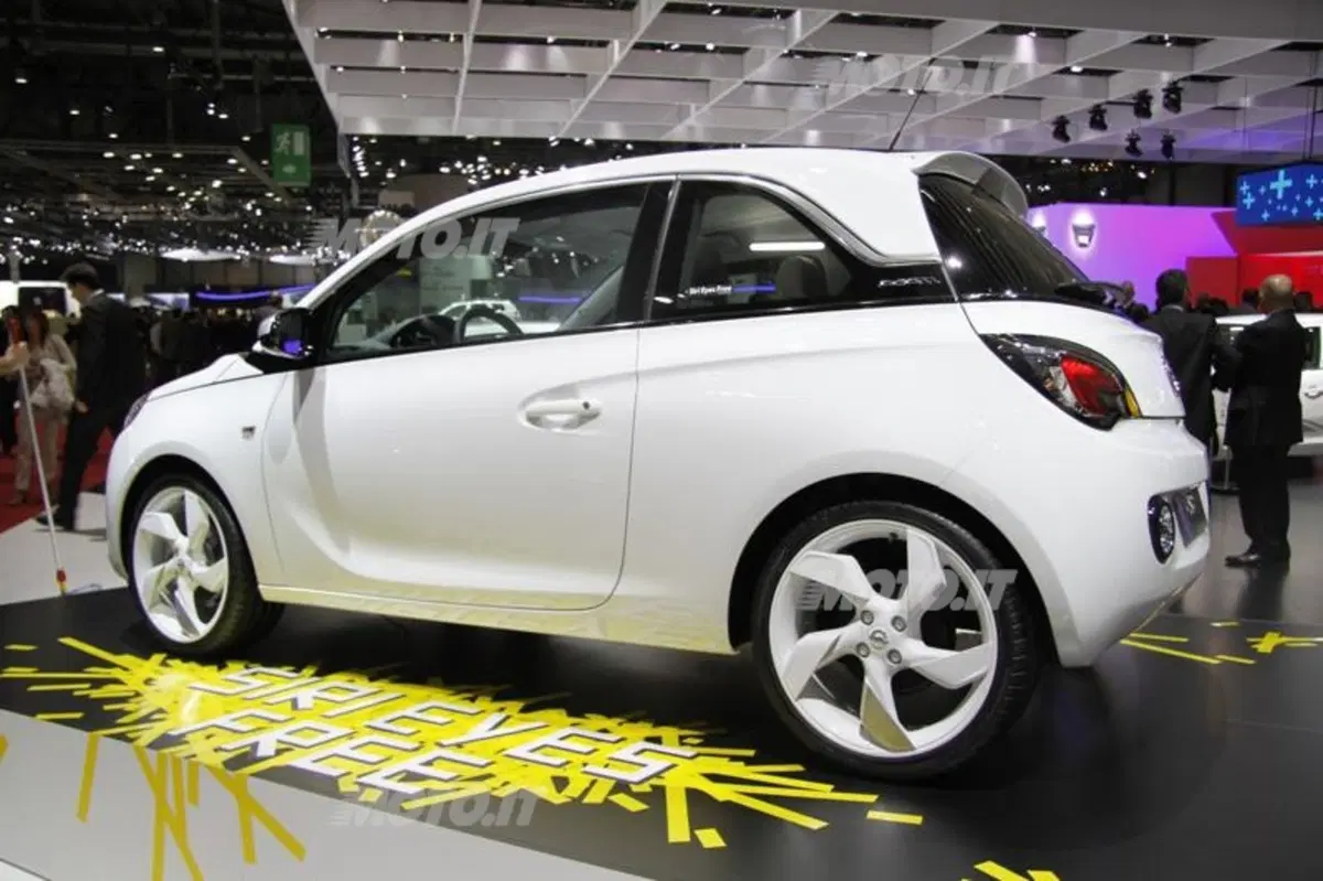 Opel al Salone di Ginevra 2013 (13)
