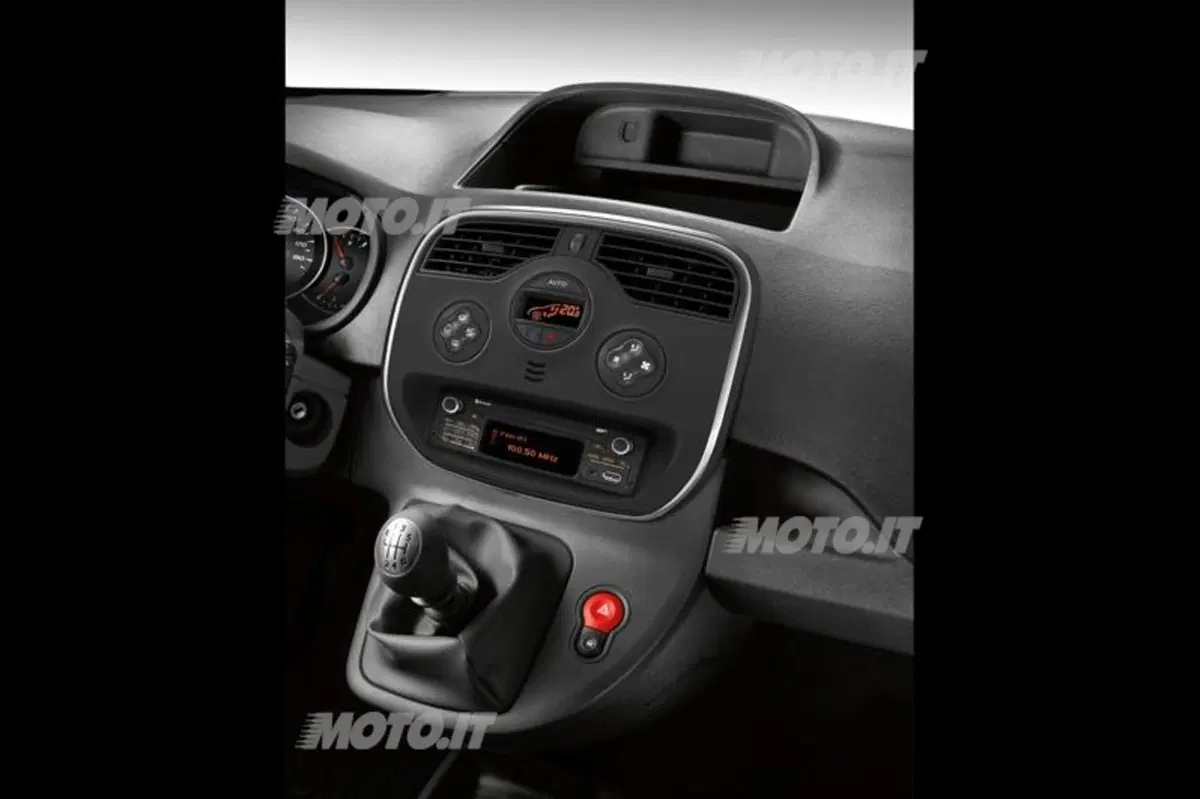 Renault Kangoo restyling (8)