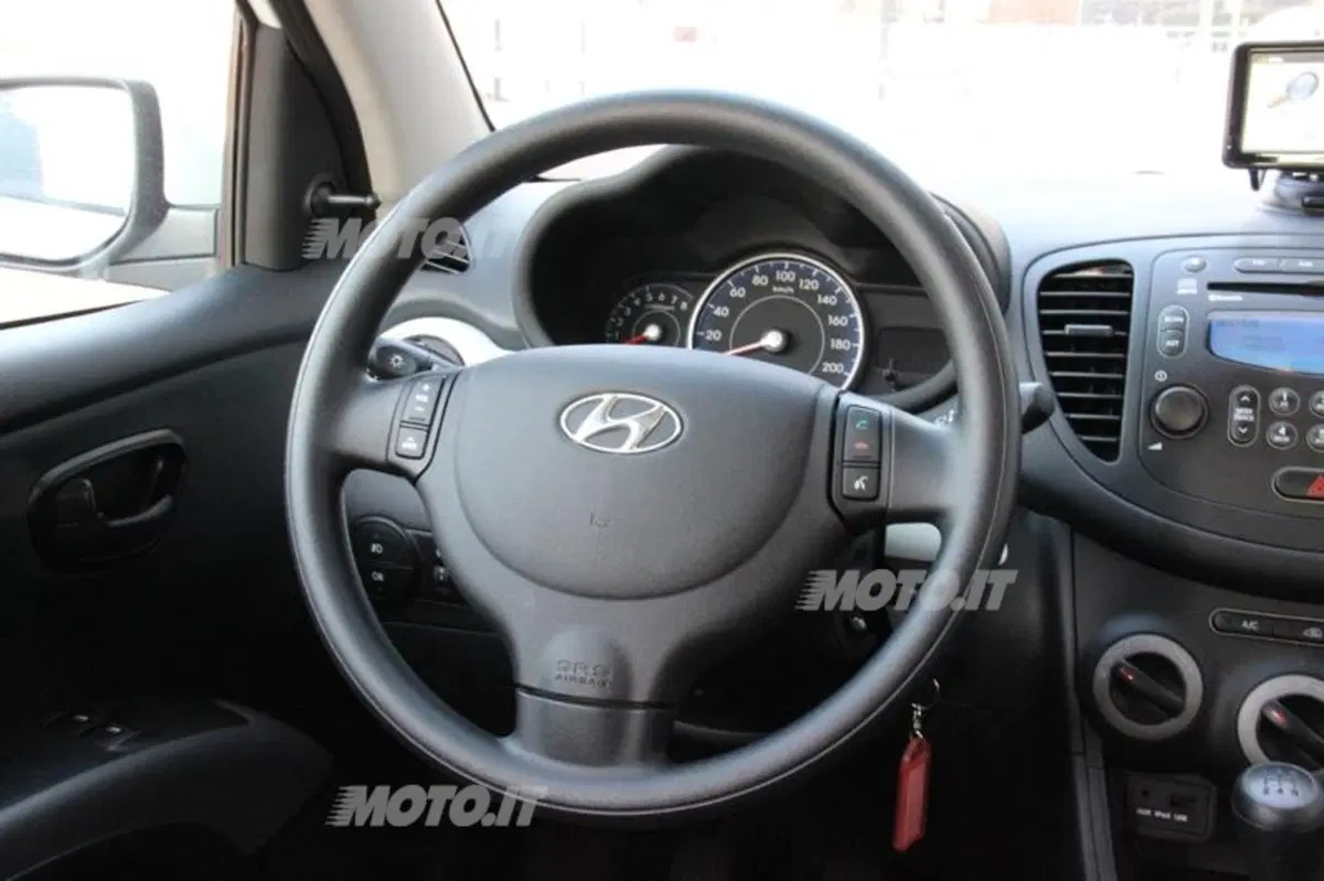Hyundai i10 (54)