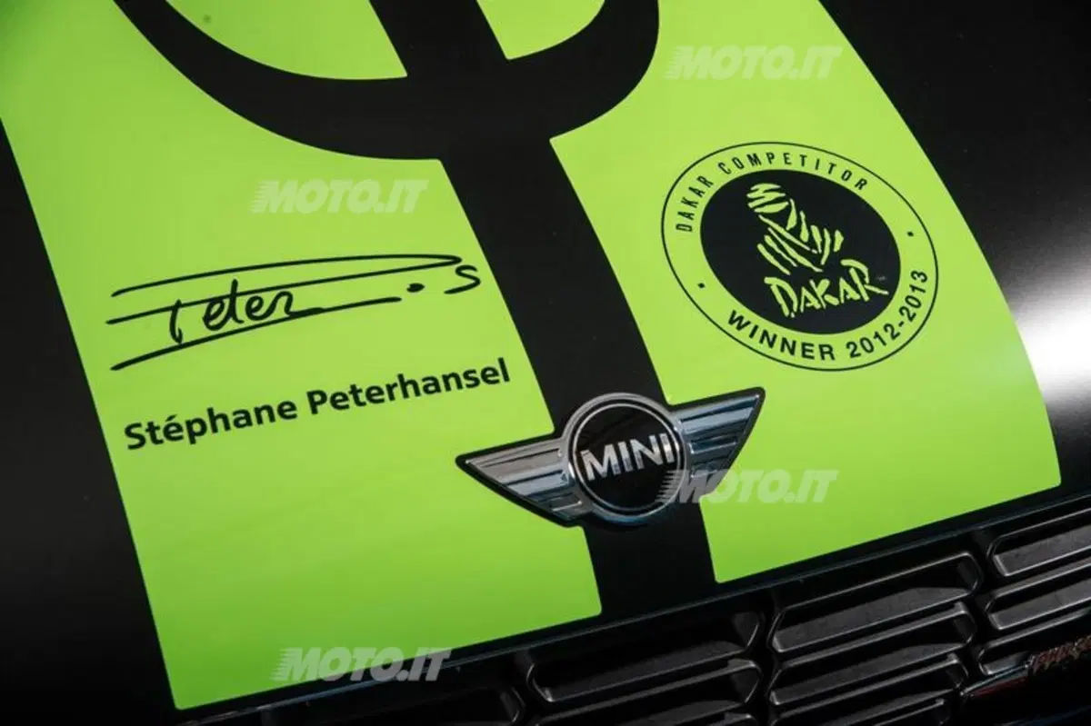 Mini John Cooper Works Countryman ALL4 Dakar Winner 2013 (13)