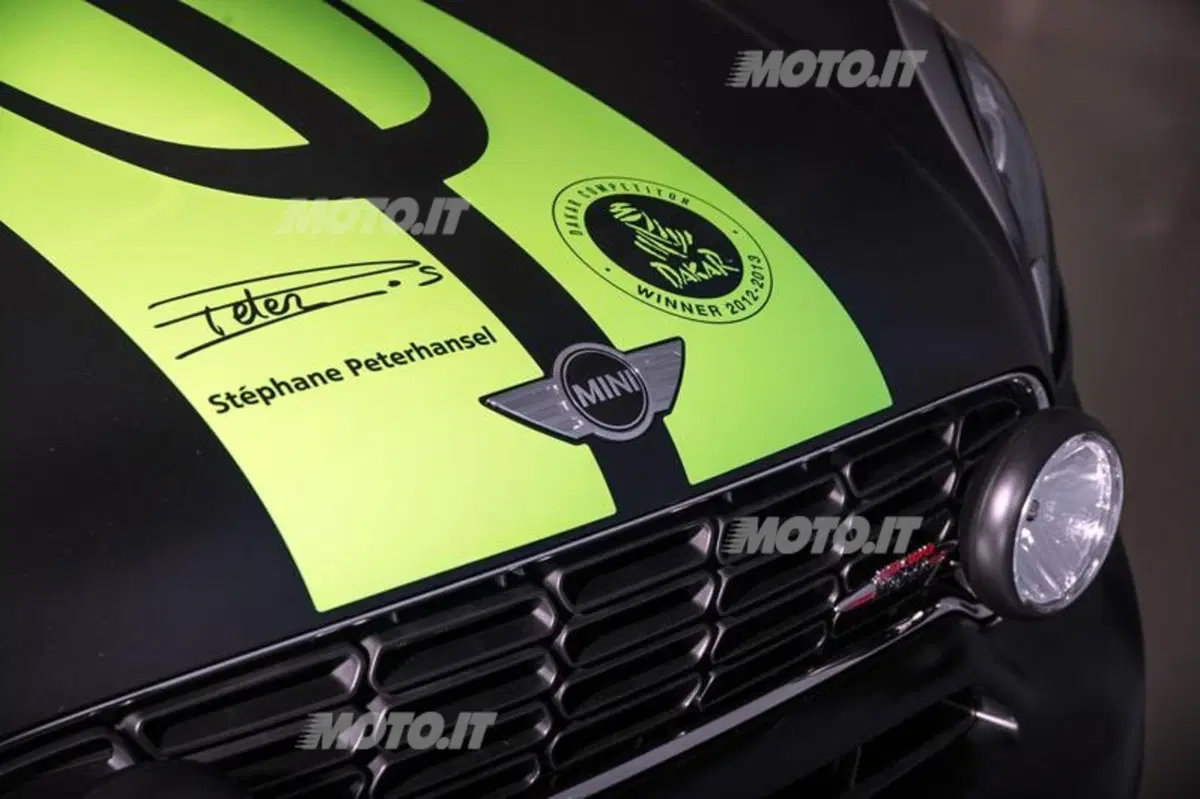 Mini John Cooper Works Countryman ALL4 Dakar Winner 2013 (20)