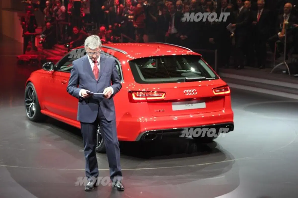 Volkswagen Group Night - Ginevra 2013 (17)