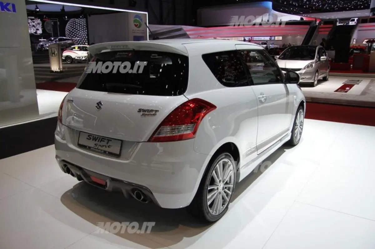 Suzuki al Salone di Ginevra 2013 (13)