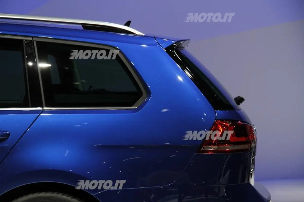 Volkswagen al Salone di Ginevra 2013 (30)