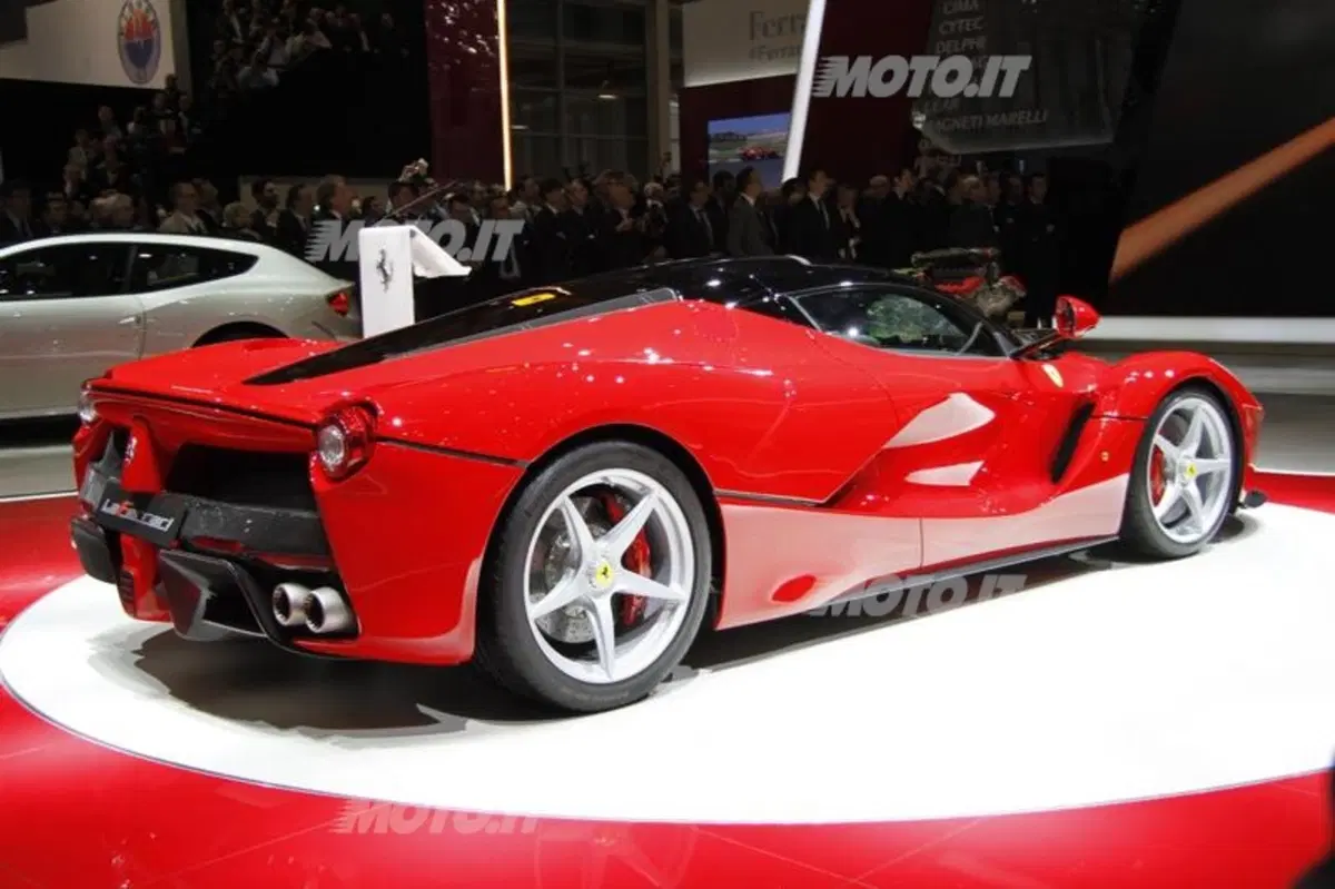 Ferrari al Salone di Ginevra 2013 (7)