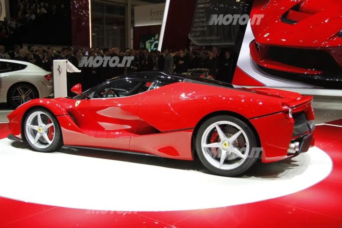 Ferrari al Salone di Ginevra 2013 (8)