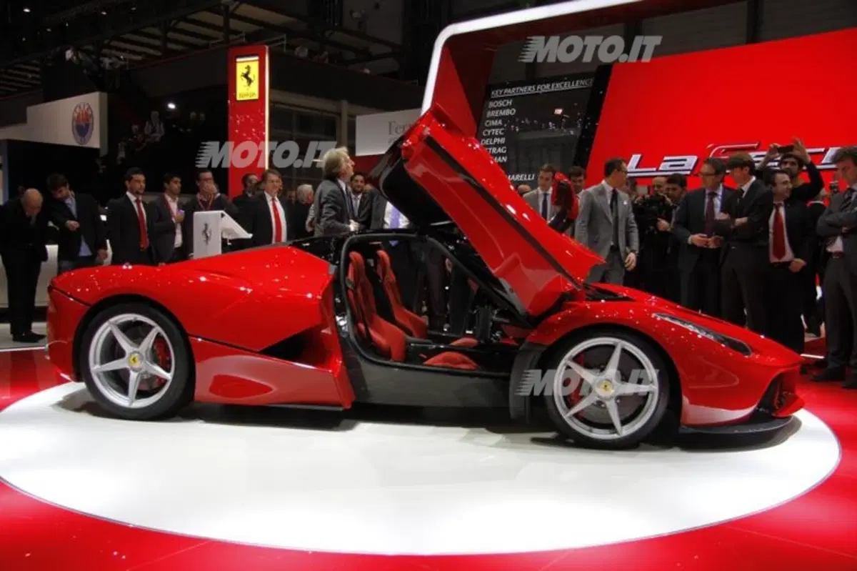 Ferrari al Salone di Ginevra 2013 (11)