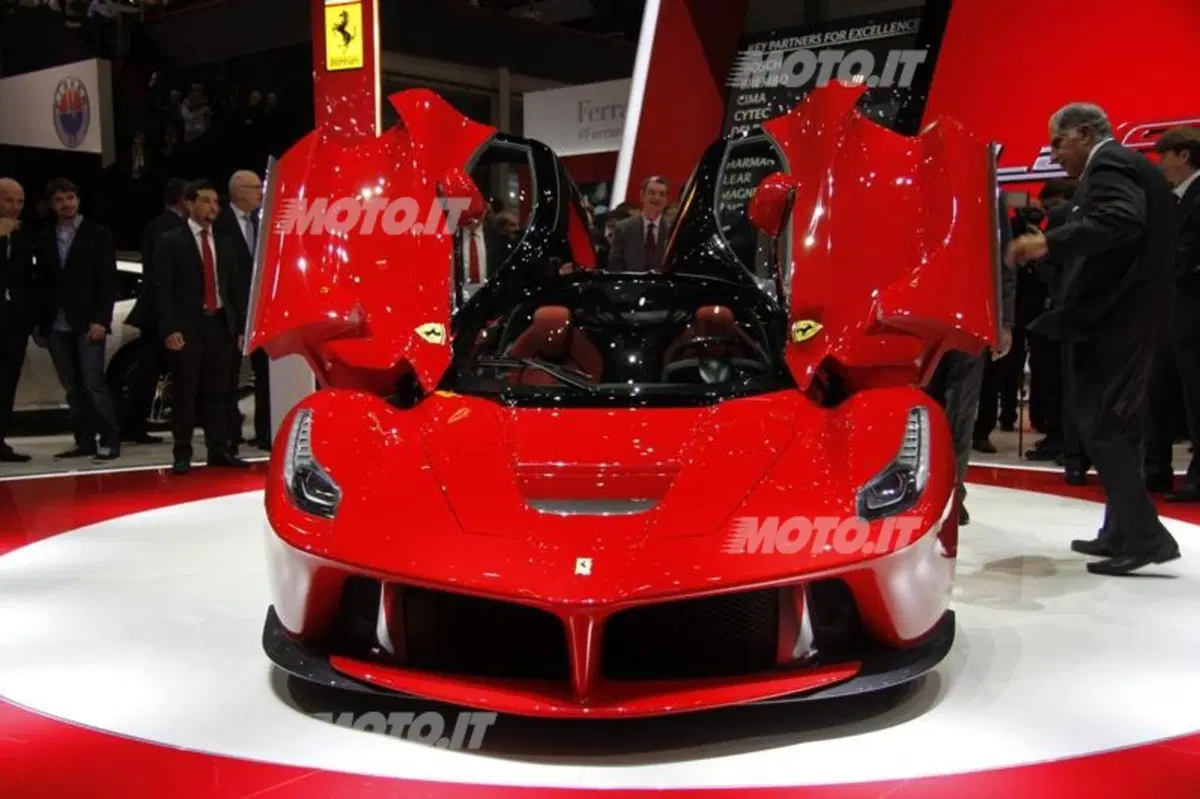 Ferrari al Salone di Ginevra 2013 (13)