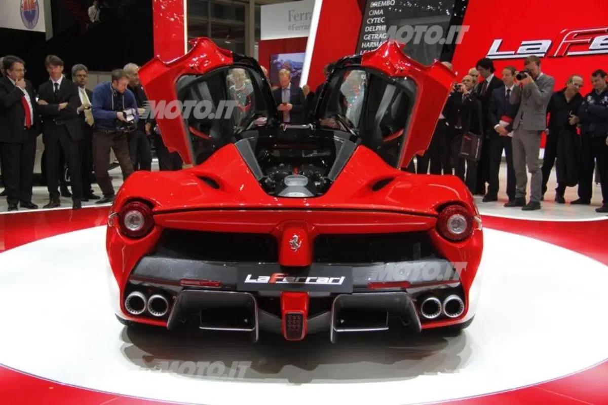 Ferrari al Salone di Ginevra 2013 (15)