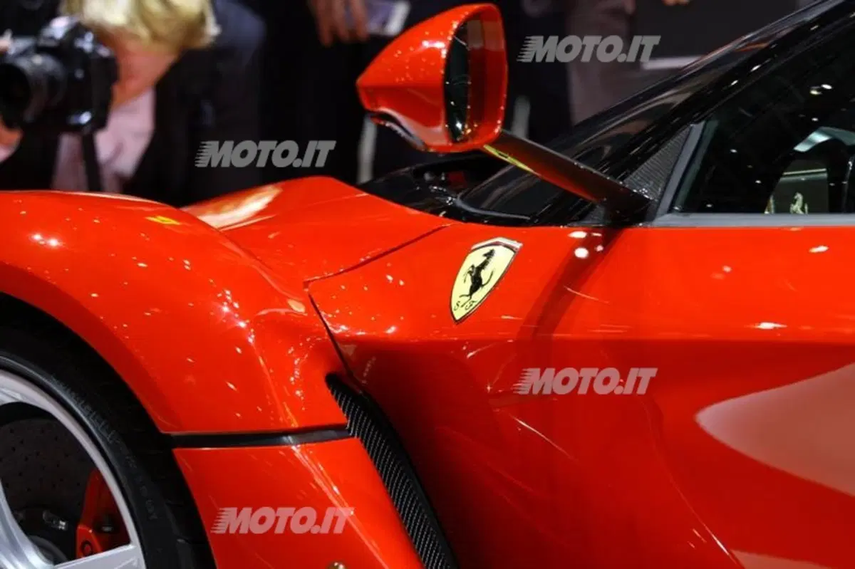 Ferrari al Salone di Ginevra 2013 (48)