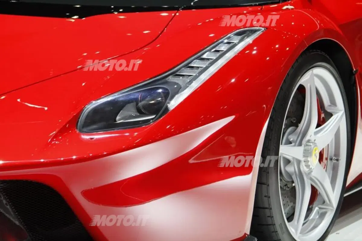 Ferrari al Salone di Ginevra 2013 (49)