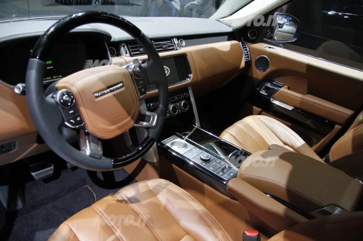 Land Rover al Salone di Ginevra 2013 (9)