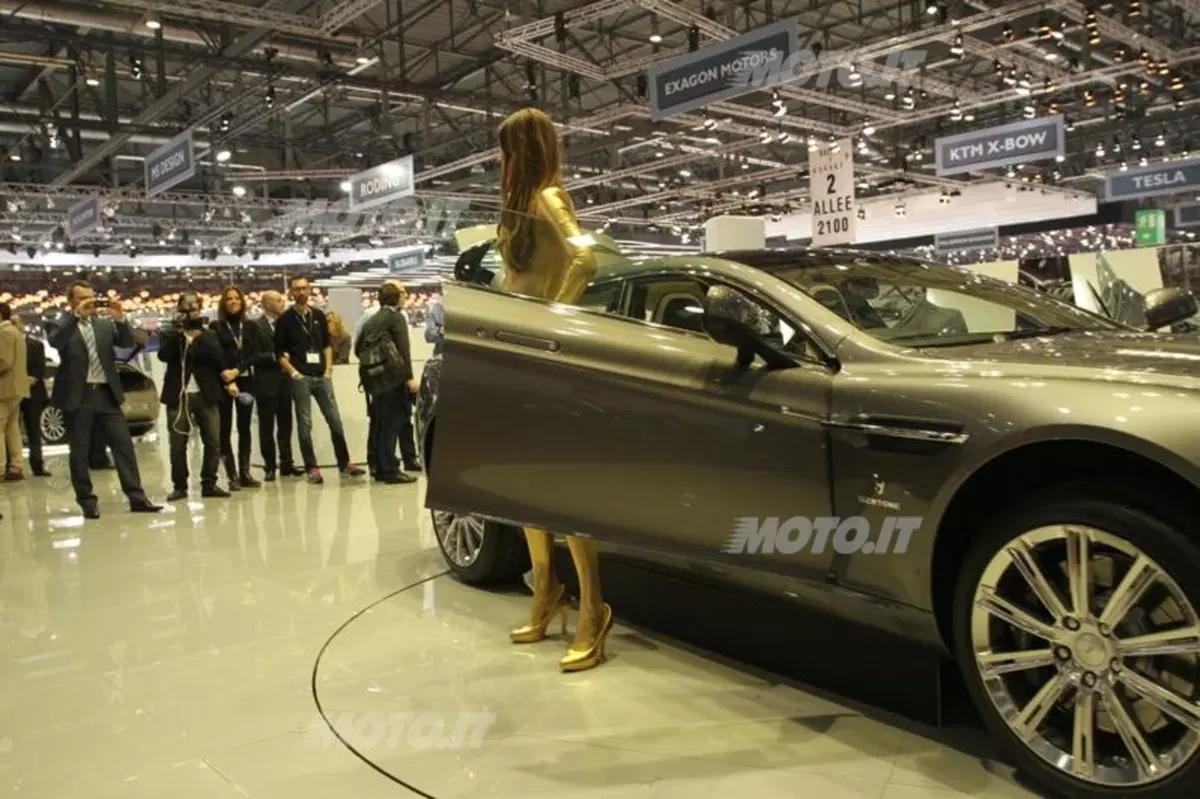 Salone di Ginevra 2013: alla Bertone c’è anche la donna d’oro (7)
