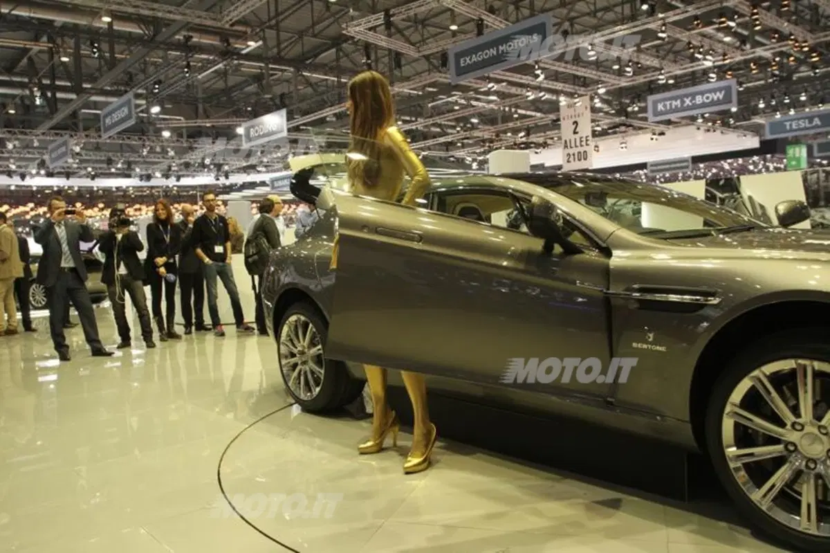 Salone di Ginevra 2013: alla Bertone c’è anche la donna d’oro (11)