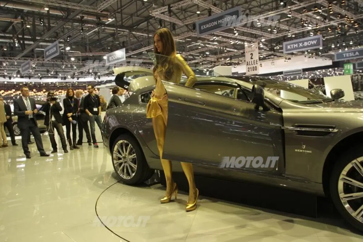 Salone di Ginevra 2013: alla Bertone c’è anche la donna d’oro (15)