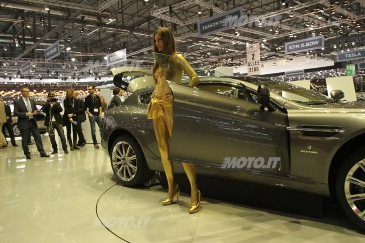 Salone di Ginevra 2013: alla Bertone c’è anche la donna d’oro (16)