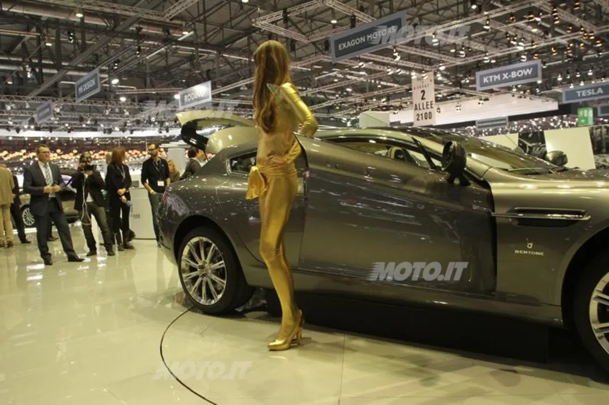 Salone di Ginevra 2013: alla Bertone c’è anche la donna d’oro (18)