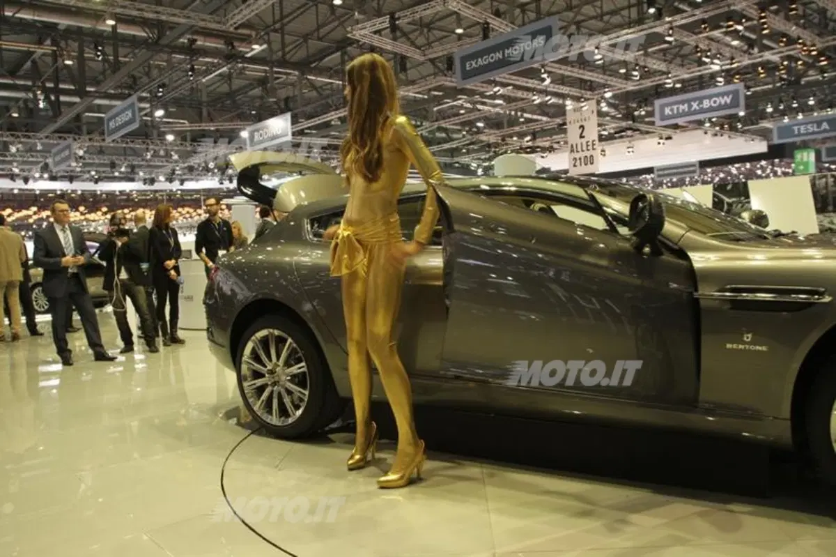 Salone di Ginevra 2013: alla Bertone c’è anche la donna d’oro (20)