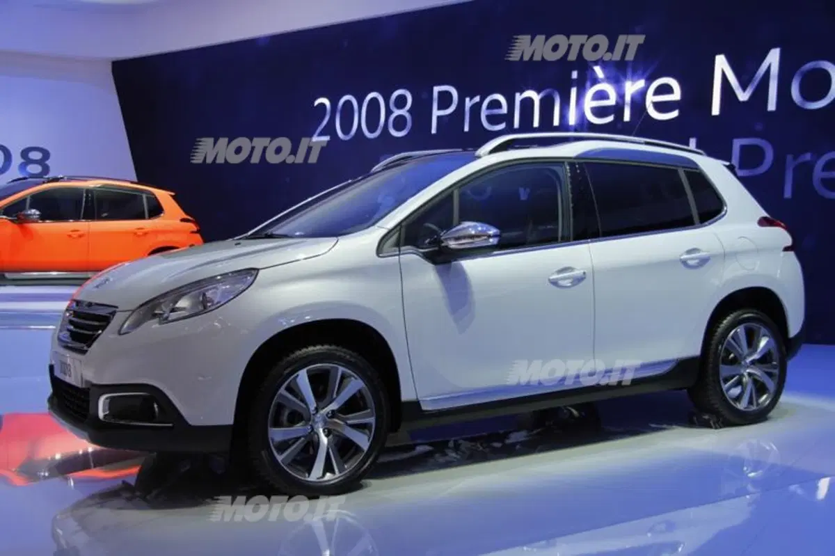 Peugeot 2008: listino prezzi (3)