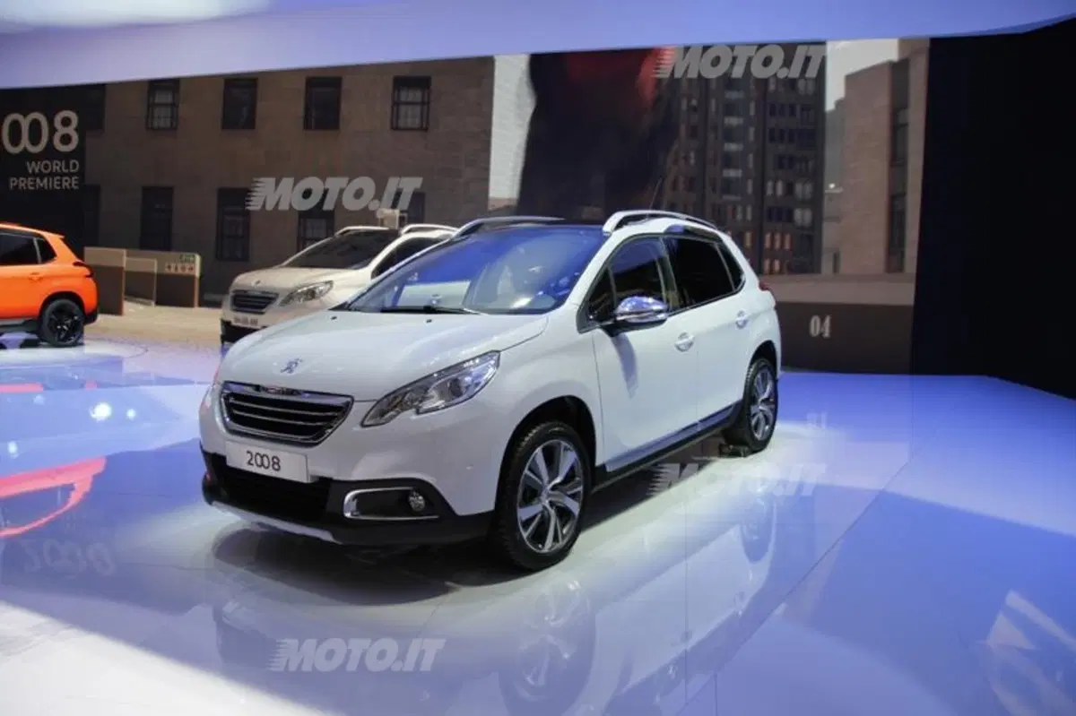 Peugeot 2008: listino prezzi (5)