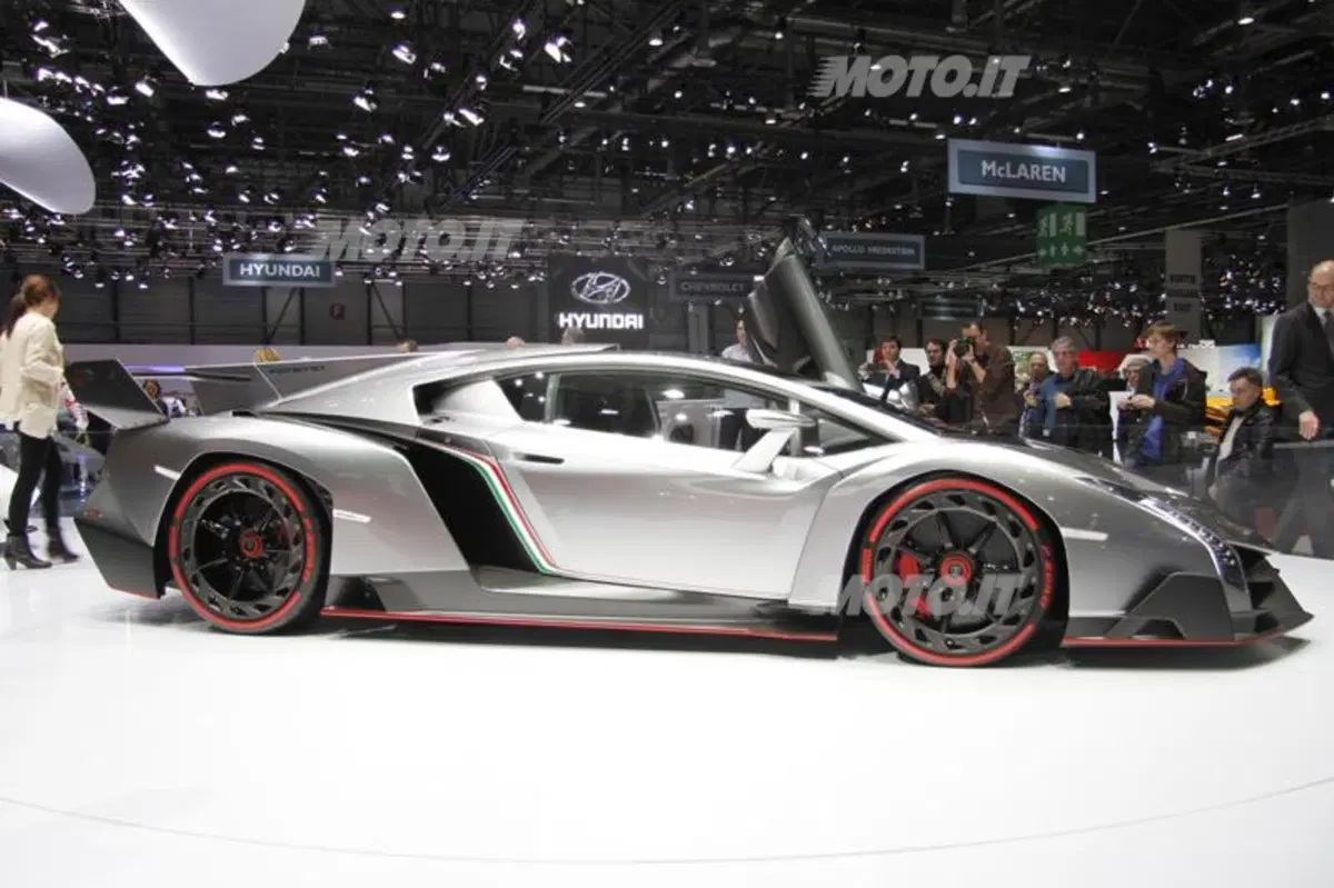 Le supercar al Salone di Ginevra 2013 (30)