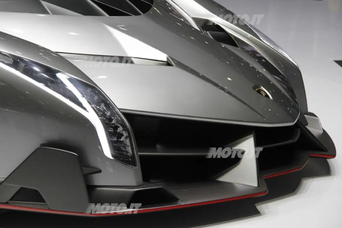Le supercar al Salone di Ginevra 2013 (32)