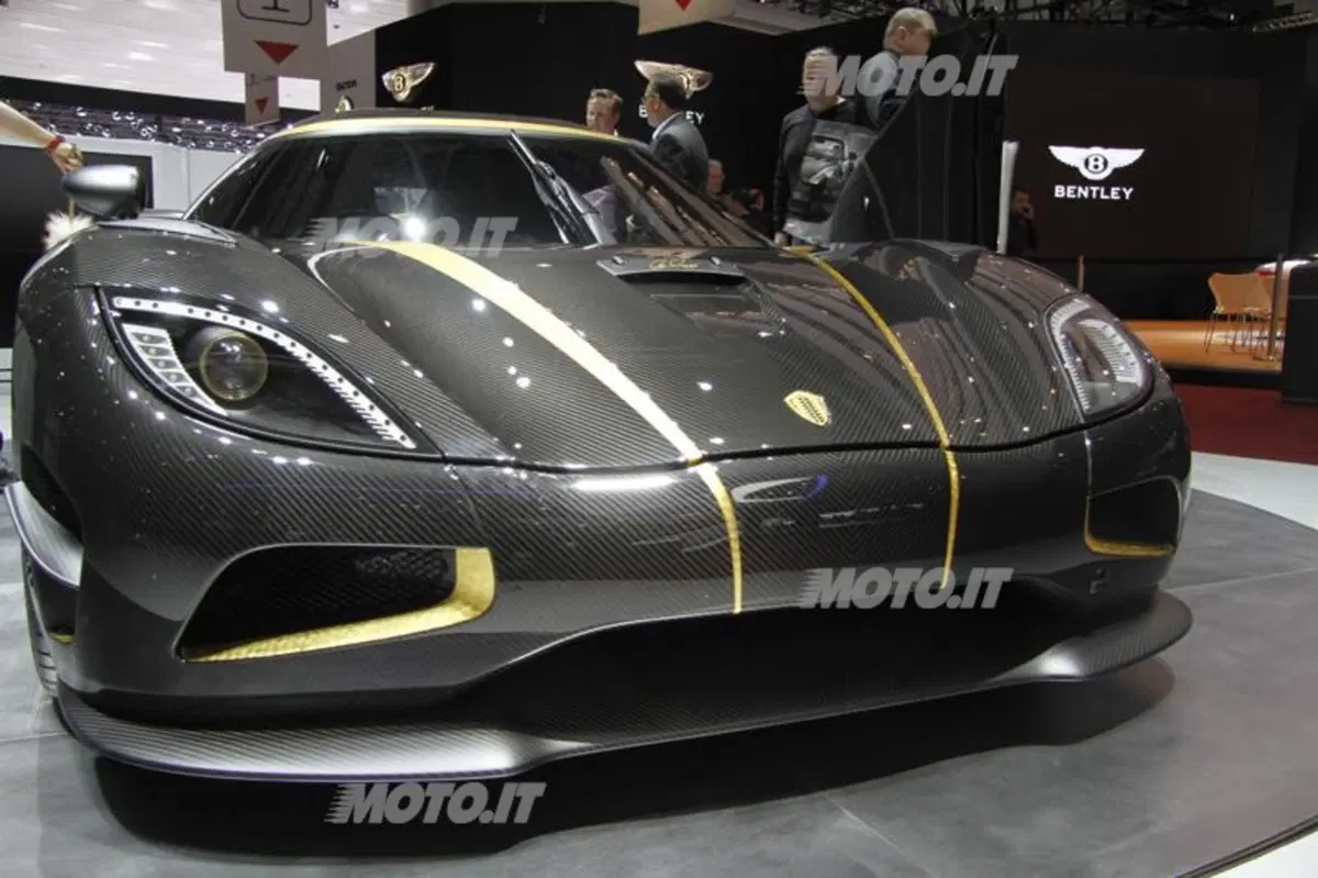 Le supercar al Salone di Ginevra 2013 (57)