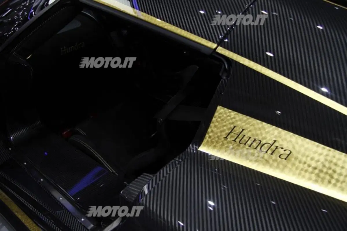 Le supercar al Salone di Ginevra 2013 (58)