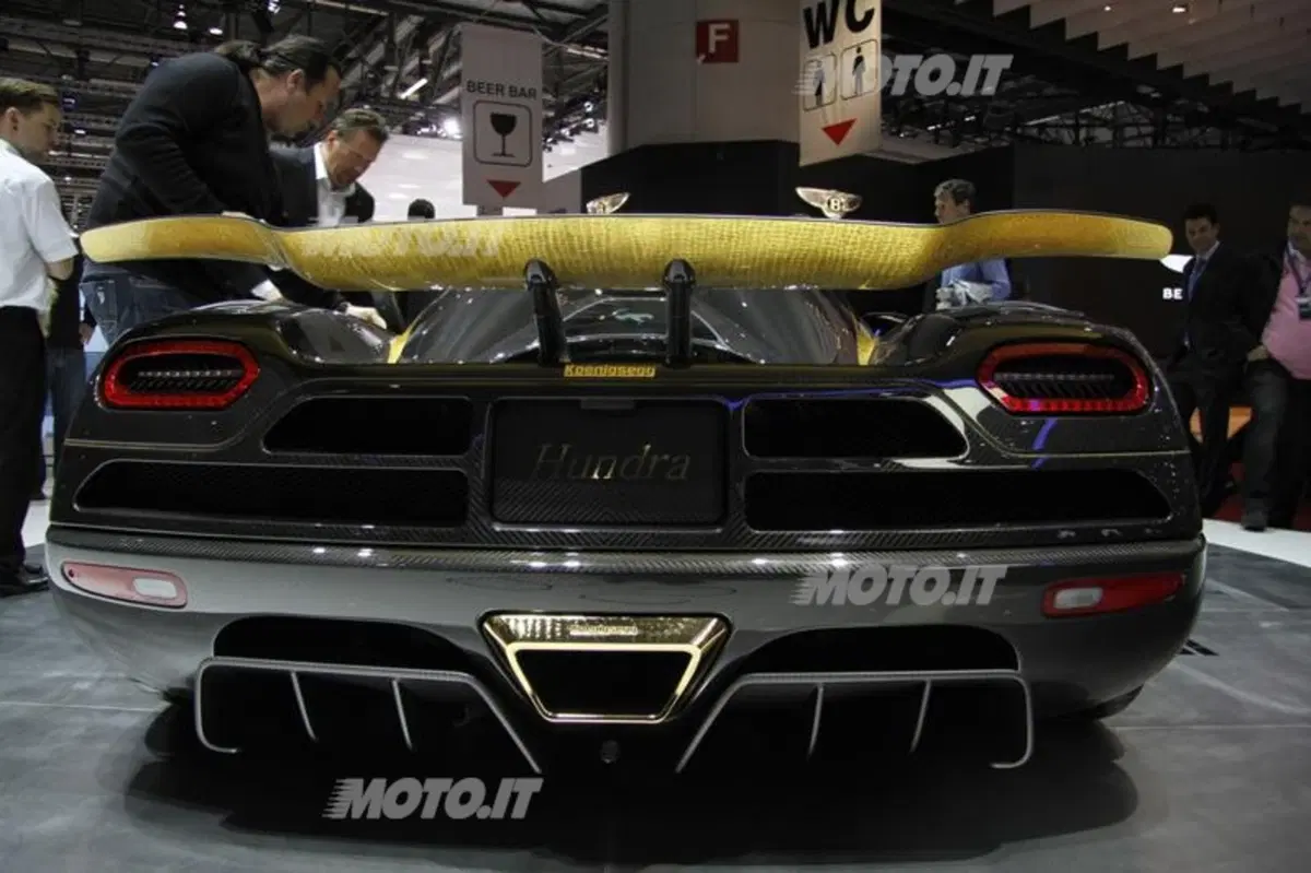 Le supercar al Salone di Ginevra 2013 (60)