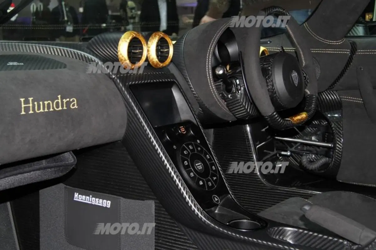 Le supercar al Salone di Ginevra 2013 (63)