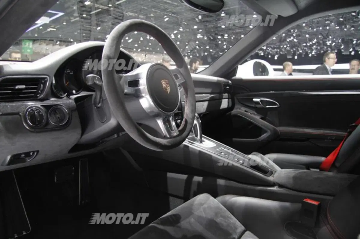 Le supercar al Salone di Ginevra 2013 (195)