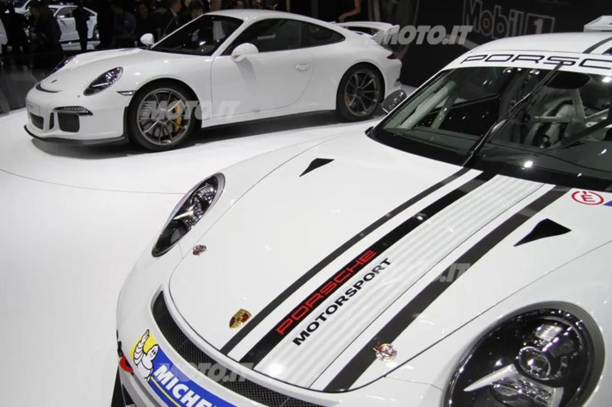 Le supercar al Salone di Ginevra 2013 (202)