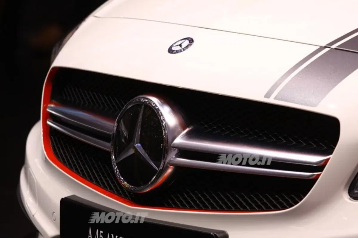 Le supercar al Salone di Ginevra 2013 (245)