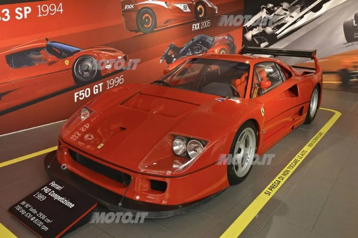 Ferrari: inaugurata la mostra sulle supercar a Maranello (2)