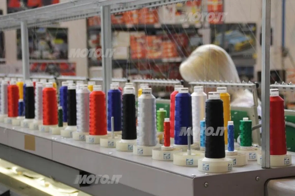 Sparco: come nasce una tuta da Gran Premio (83)