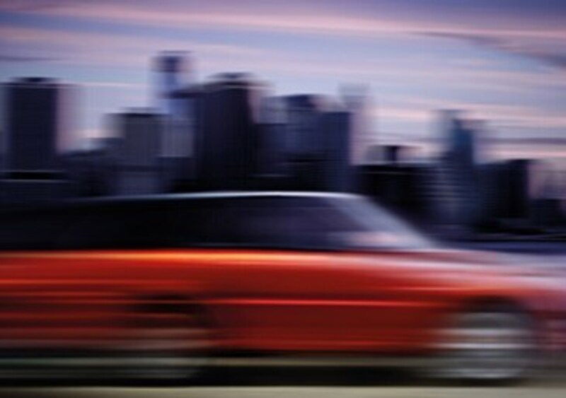 Nuova Range Rover Sport: ecco il primo teaser