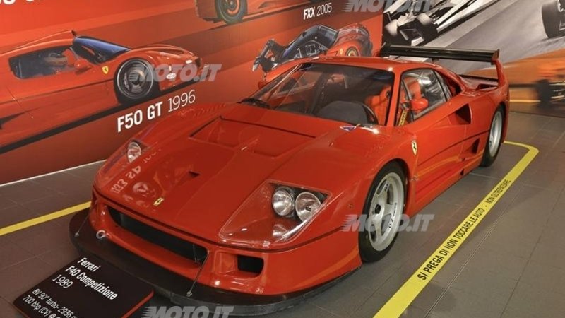 Ferrari: ecco le supercar esposte alla nuova mostra a Maranello