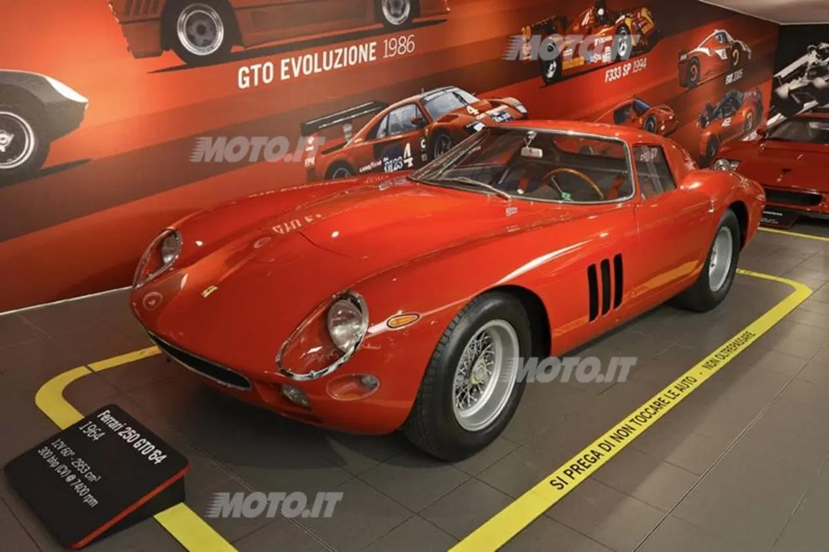Ferrari: ecco le supercar esposte alla nuova mostra a Maranello (4)