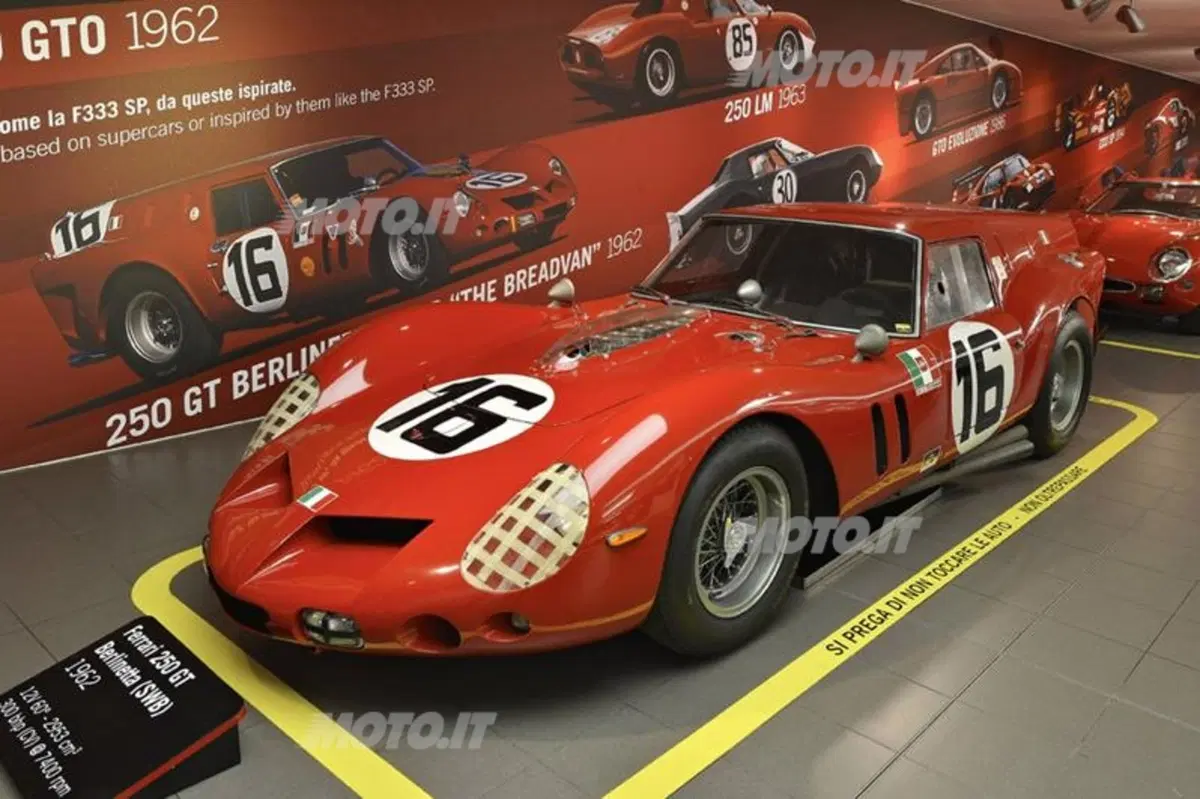 Ferrari: ecco le supercar esposte alla nuova mostra a Maranello (5)