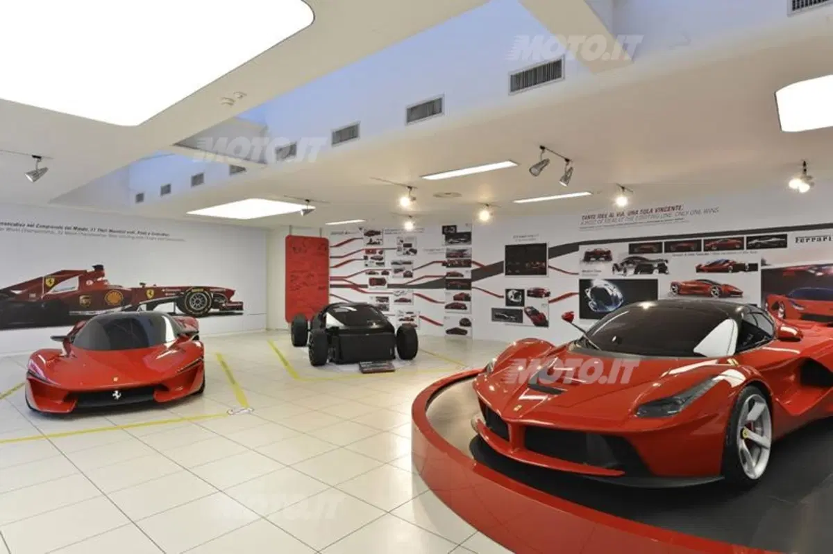 Ferrari: ecco le supercar esposte alla nuova mostra a Maranello (11)