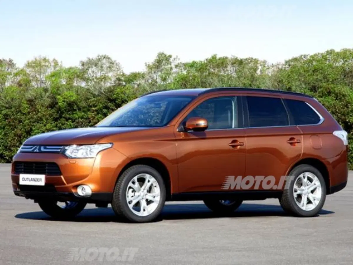 Mitsubishi Outlander: ora anche bi-fuel a benzina/GPL (3)