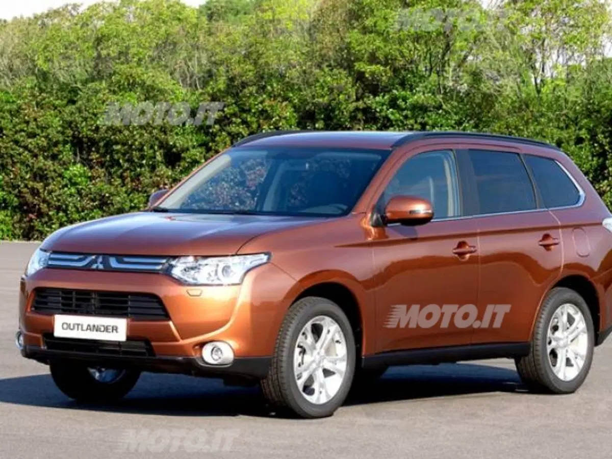 Mitsubishi Outlander: ora anche bi-fuel a benzina/GPL (4)