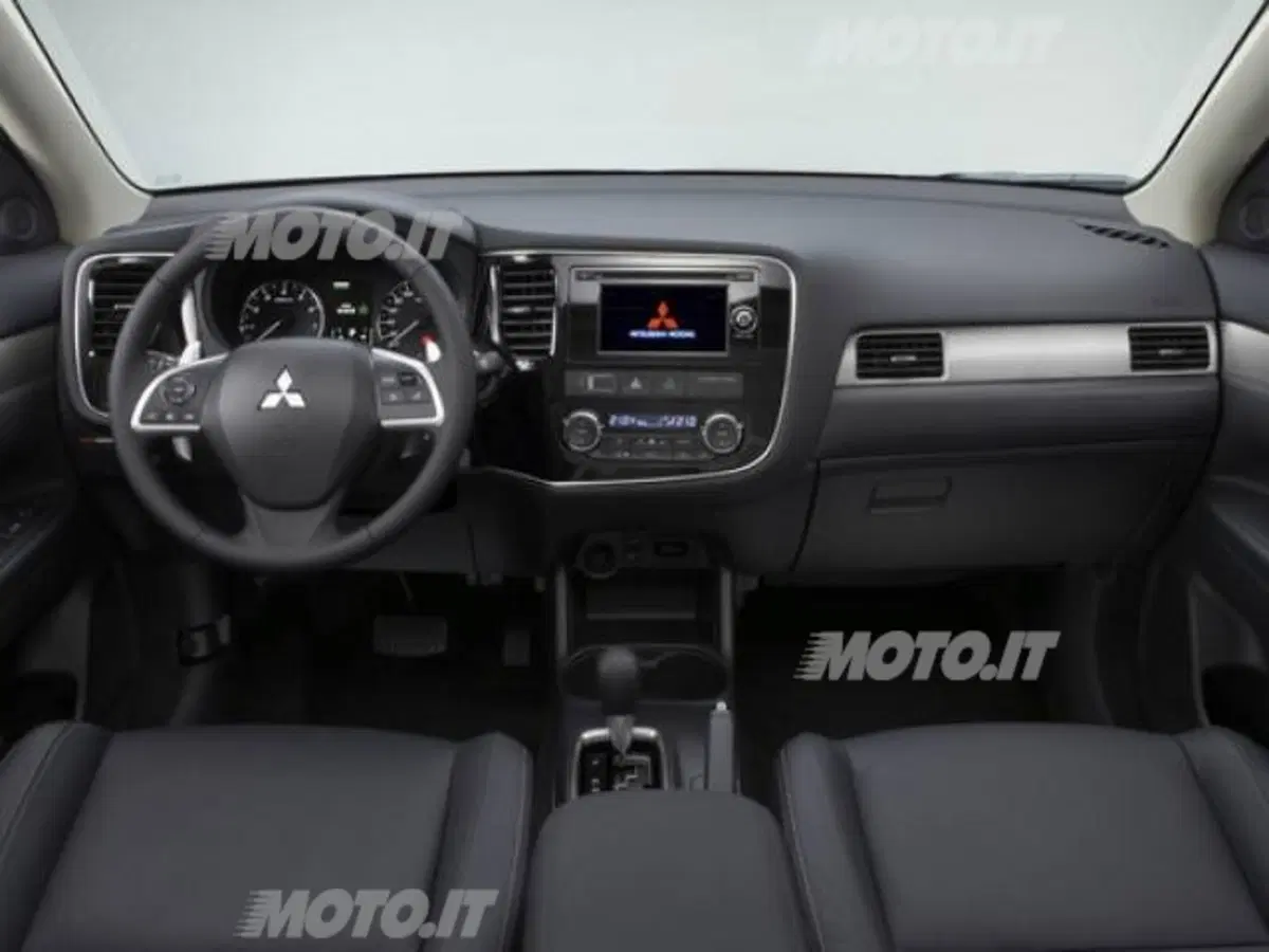 Mitsubishi Outlander: ora anche bi-fuel a benzina/GPL (9)