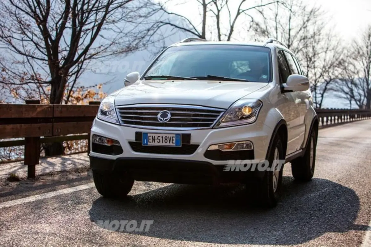 Ssangyong Rexton W (5)
