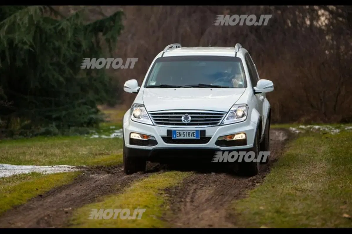 Ssangyong Rexton W (13)