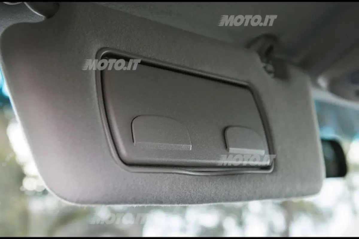 Ssangyong Rexton W (55)